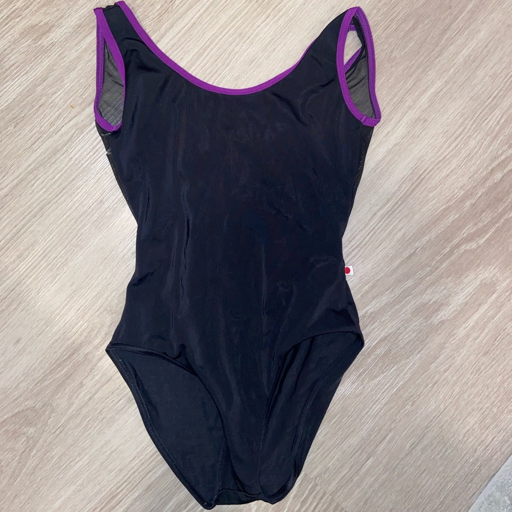 Yumiko Veronique leotard